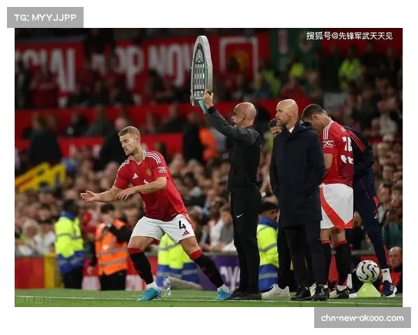 官方:拜仁后卫德利赫特因伤缺席与皇马的次回合关键战 官方:拜仁后卫德利赫特因伤缺席与皇马的次回合关键战