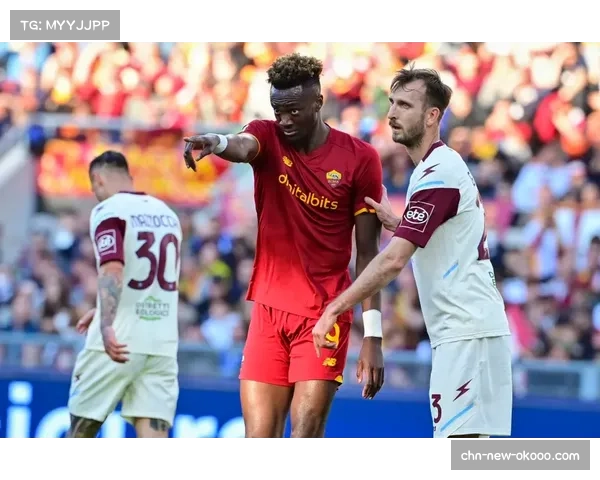 “尤文图斯公布对阵佛罗伦萨大名单，后防核心布雷默伤愈归队”